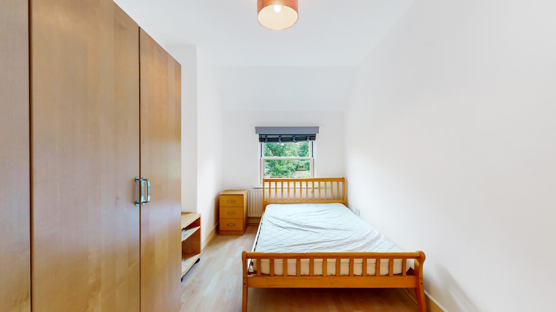 Modern Sharers Apartment Minster Road, West Hampstead